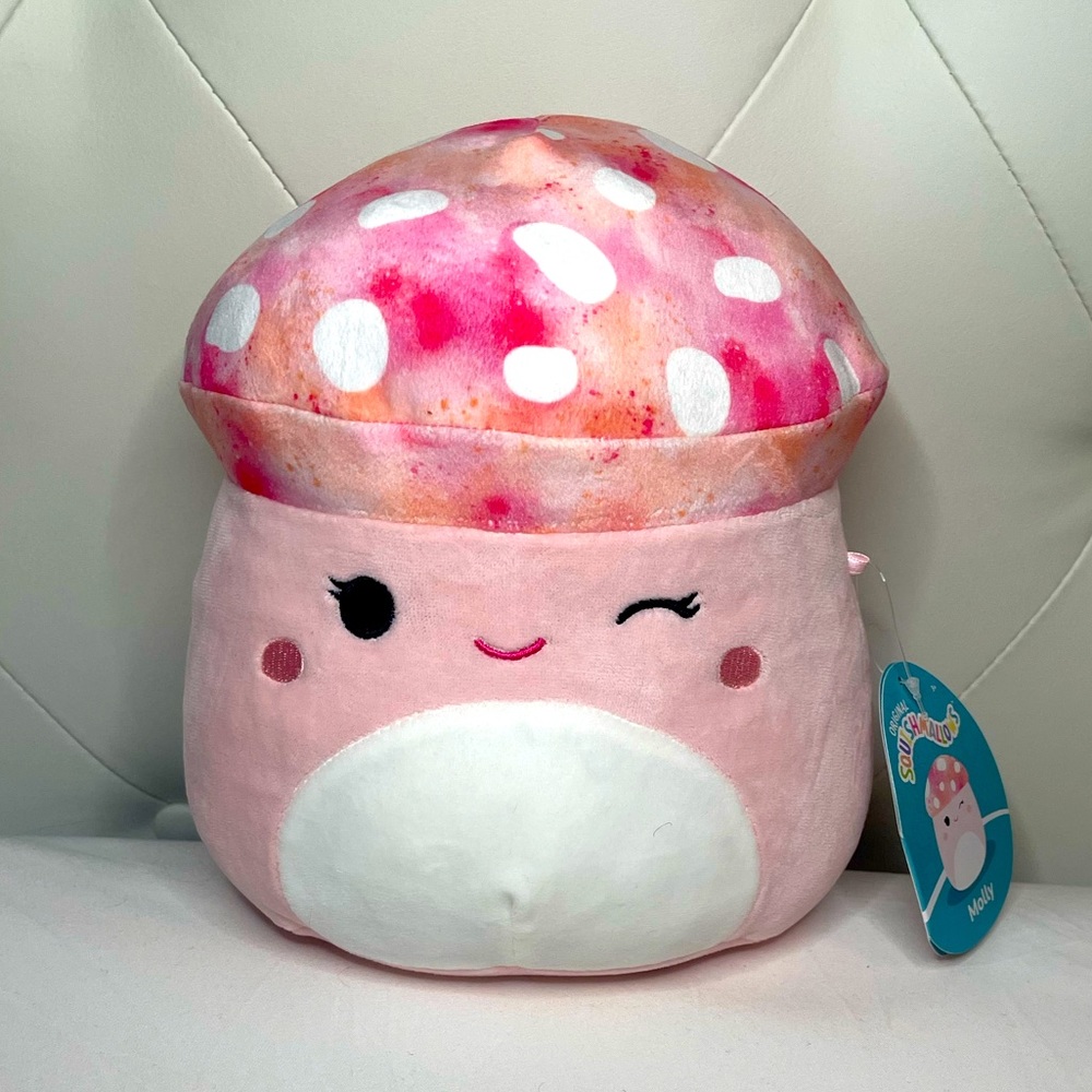NWT Molly The Mushroom 8" Squishmallow